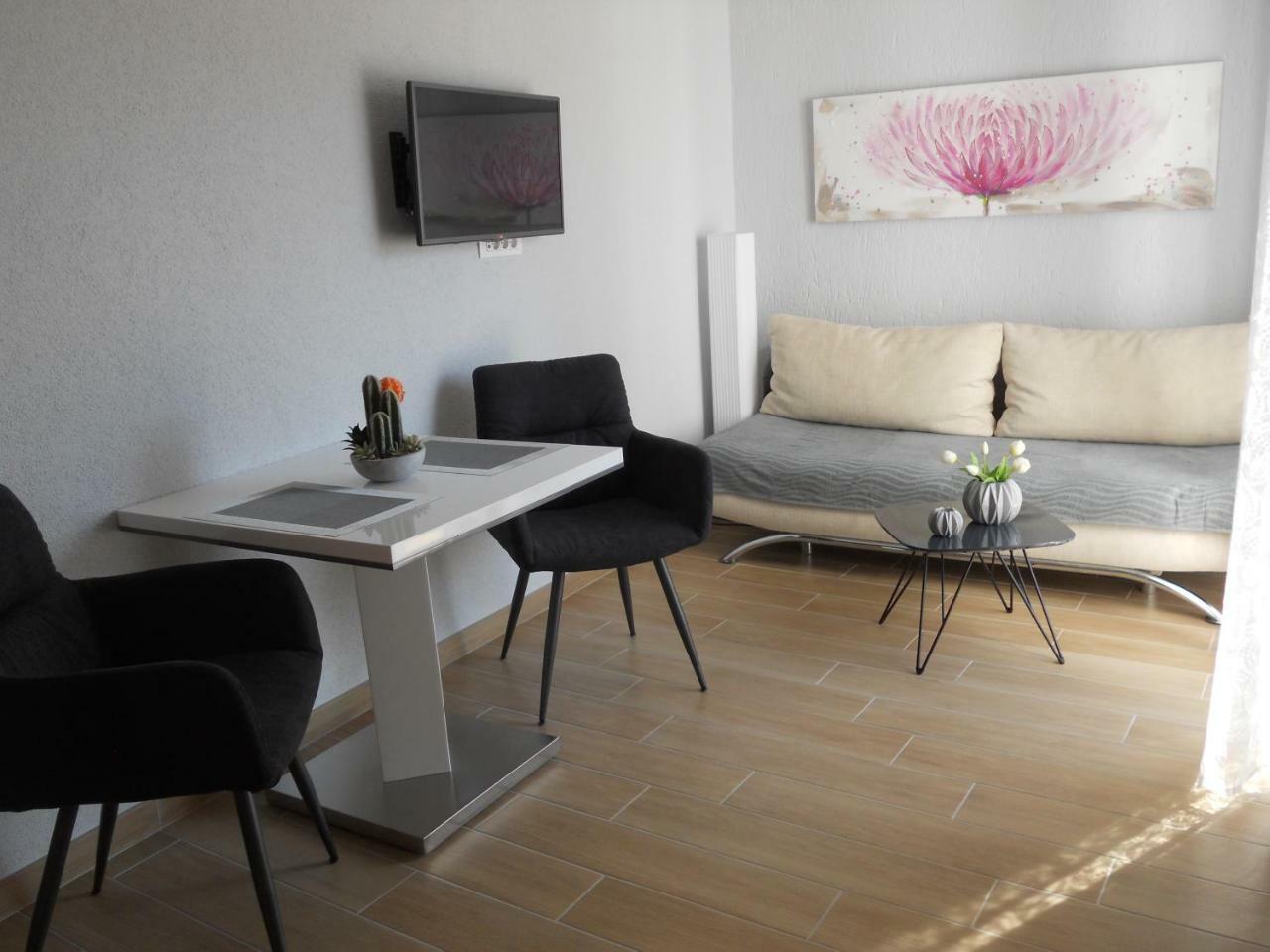 Apartments Mihalic I Башка Экстерьер фото